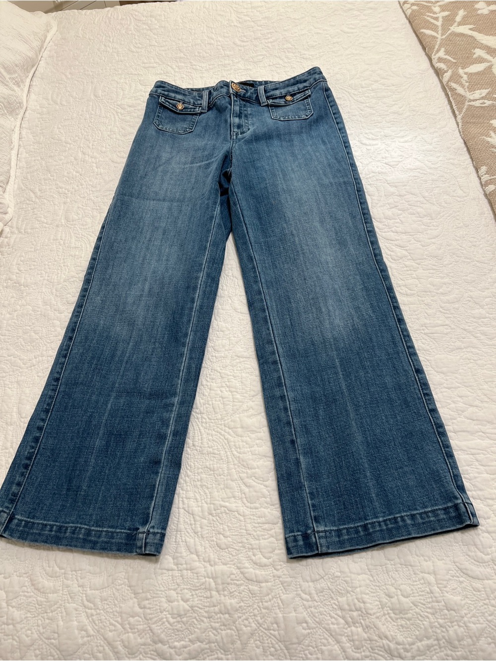 Women’s Wide-Leg Blue Denim Jeans